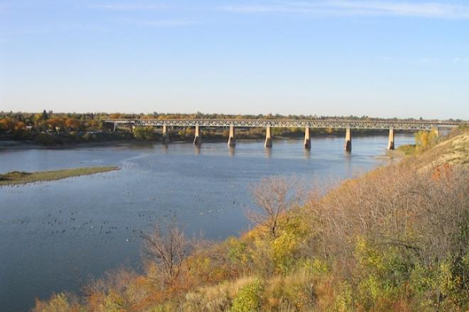 Saskatchewan_River_Bridge