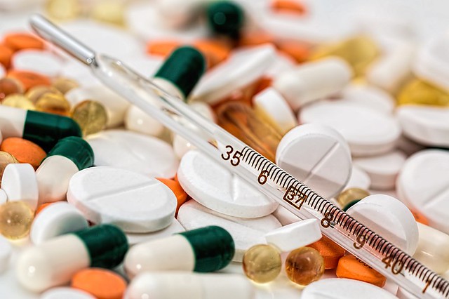 Pharmaceuticals (pixabay)